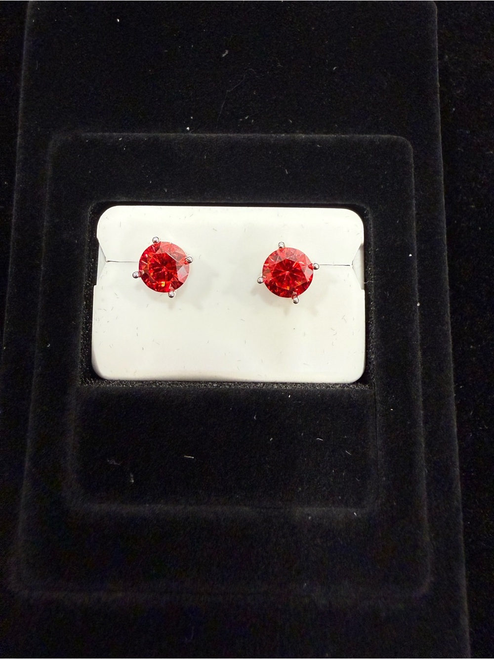 $550 Retail 2.0 Carat Red Moissanite Round Stud Earrings in 925 Sterling Silver